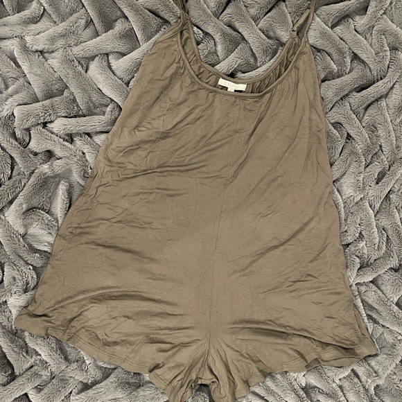 NWT Z Supply Olive Krista Romper Size Sma - Picture 5 of 13